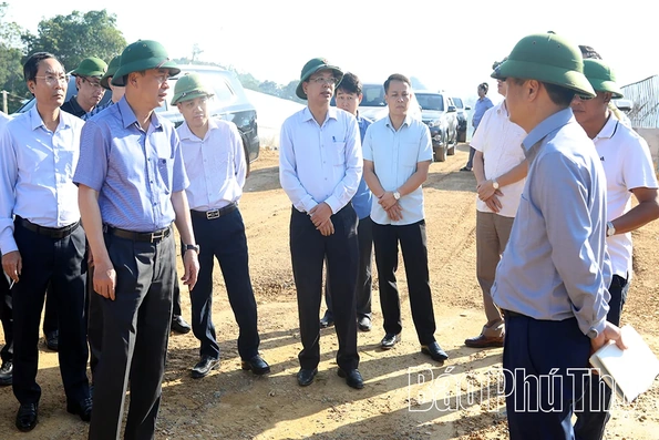 Tập trung tháo gỡ vướng mắc, đẩy nhanh tiến độ cao tốc Hòa Bình - Mộc Châu