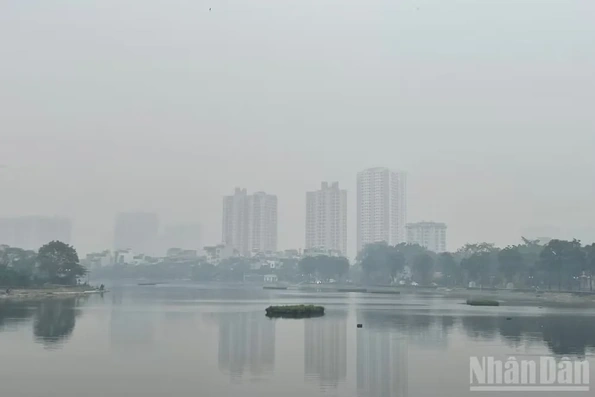 Thời tiết ngày 15/10: Bắc Bộ ngày nắng sáng có sương mù nhẹ; Nam Bộ có mưa rào và dông
