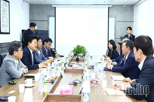 Đoàn công tác Hội đồng tỉnh Chungcheongbuk tìm hiểu môi trường đầu tư, văn hóa tại Phú Thọ