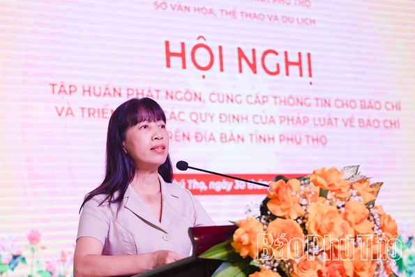 Tập huấn phát ngôn, cung cấp thông tin cho báo chí và triển khai các quy định pháp luật về báo chí