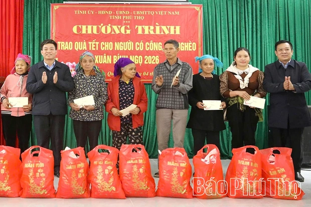 Tết đủ đầy yêu thương