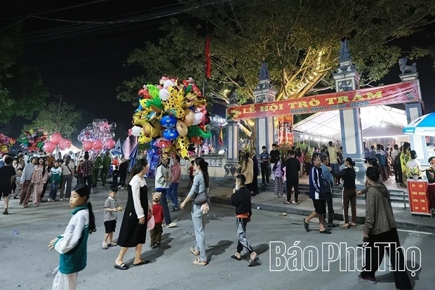 The Unique Cultural Essence of the Tro Tram Festival
