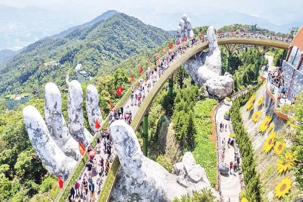 Khơi dậy niềm tự hào, bồi đắp khát vọng vươn lên