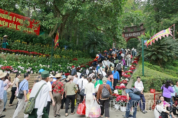 Phát huy giá trị Đền Hùng và Tín ngưỡng thờ cúng Hùng Vương trong phát triển du lịch