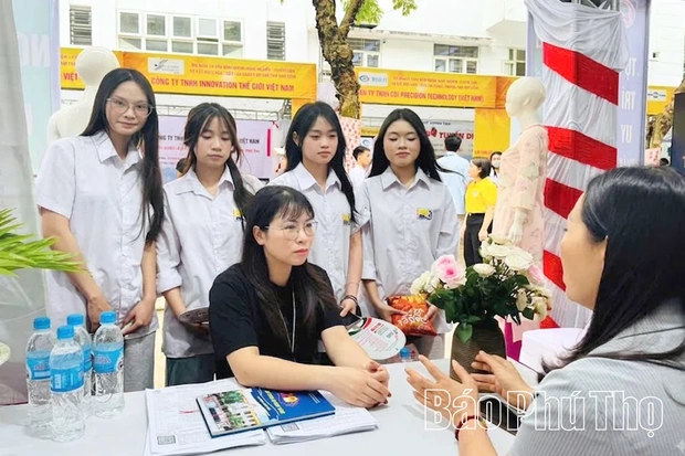 Tạo việc làm bền vững cho người lao động