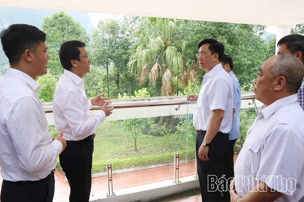 Chủ tịch UBND tỉnh Trần Duy Đông: Đẩy mạnh sản xuất nông nghiệp quy mô lớn, hướng tới xuất khẩu bền vững