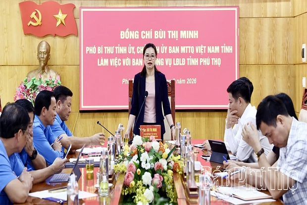 Phó Bí thư Tỉnh ủy, Chủ tịch Ủy ban MTTQ tỉnh Bùi Thị Minh: Công đoàn tập trung chăm lo, bảo vệ quyền lợi người lao động