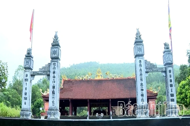 Chung Communal House – The Cultural Root of the Muong Community in Thanh Son