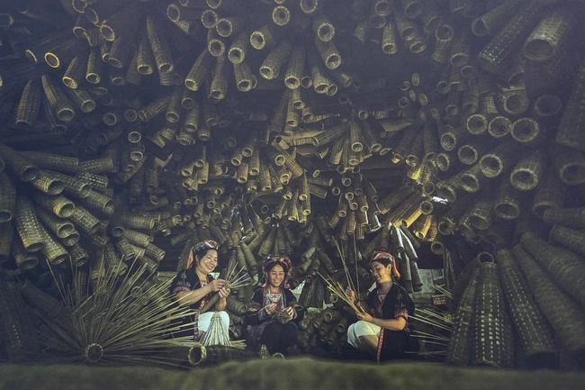 Trưng bày các loại hình di sản văn hóa Việt Nam