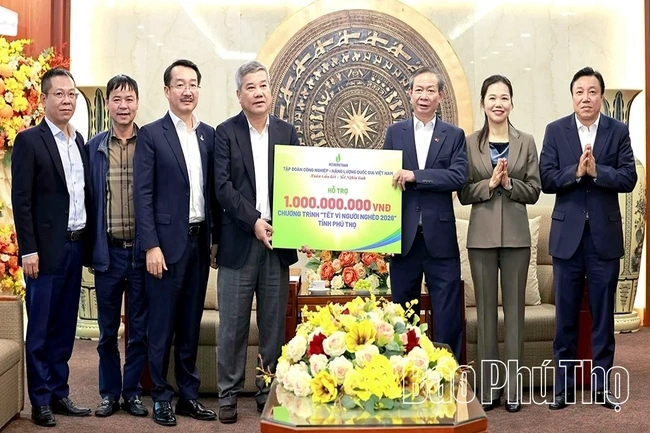 Petrovietnam providing over 1.7 billion VND to support the poor during Tet holiday