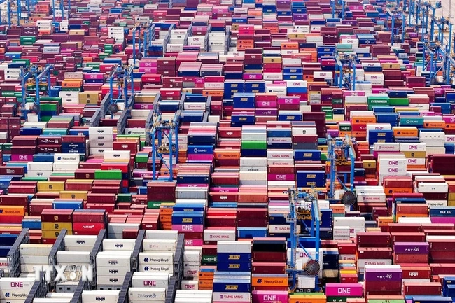 IIF: Nợ toàn cầu tăng lên mức kỷ lục 348.000 tỷ USD trong năm 2025