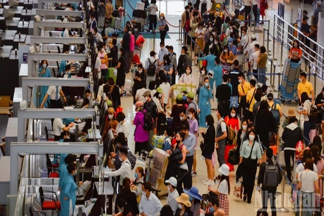 Hàng loạt chuyến bay quốc tế đến Việt Nam bị gián đoạn do căng thẳng tại Trung Đông