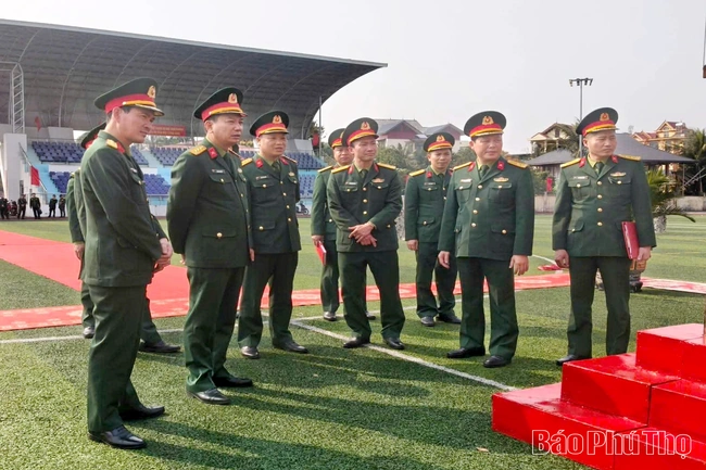 Toàn tỉnh tiễn 6.095 công dân tham gia nhập ngũ