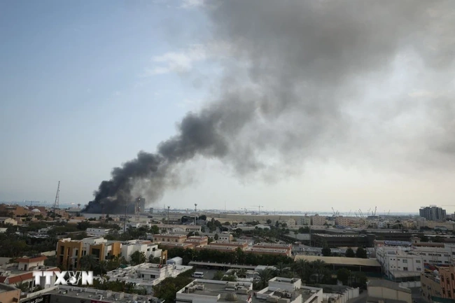 Xung đột tại Trung Đông: Các nước khẩn trương bảo hộ công dân