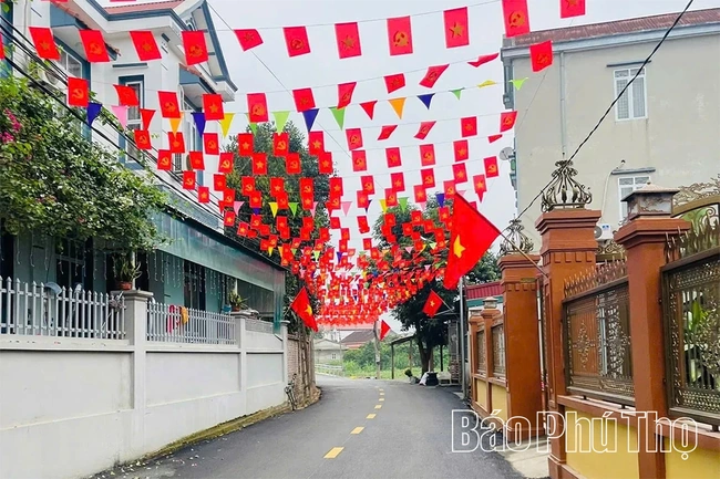 Ngày hội trên đất chiến khu