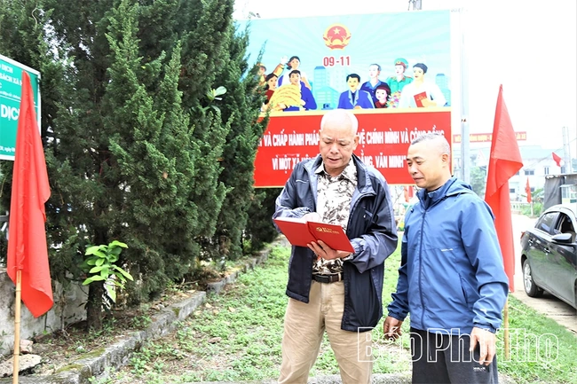 Xóm Tràng phát huy vai trò cán bộ, đảng viên xây dựng quê hương