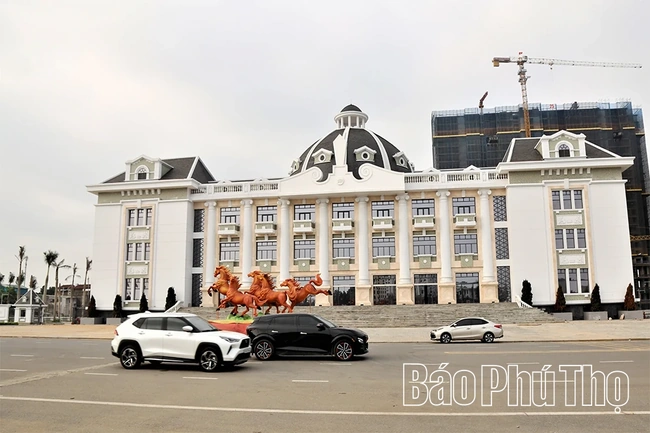 Quan tâm đầu tư cơ sở vật chất văn hóa