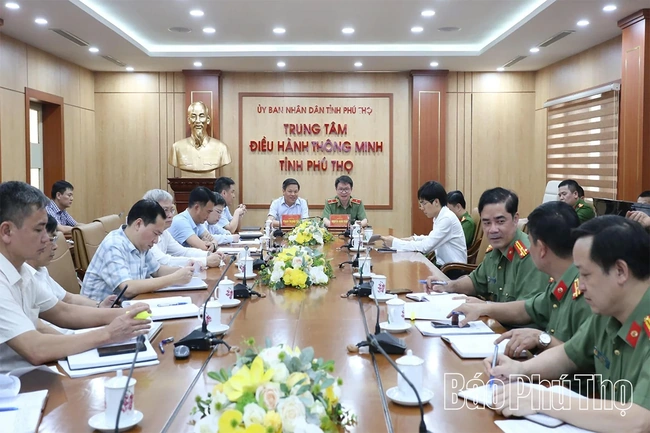 Triển khai công tác đo đạc, lập bản đồ địa chính, đăng ký đất đai, xây dựng