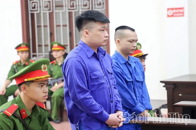 Mua bán, tiêu thụ gần 1kg ma túy, 2 bị cáo lĩnh tổng hình phạt hơn 27 năm tù