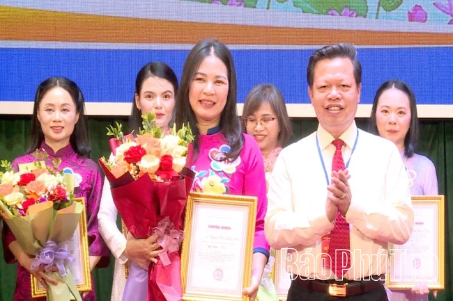 Trao giải Hội thi Báo cáo viên, tuyên truyền viên giỏi năm 2026