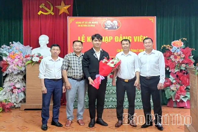 Điểm sáng phát triển đảng viên