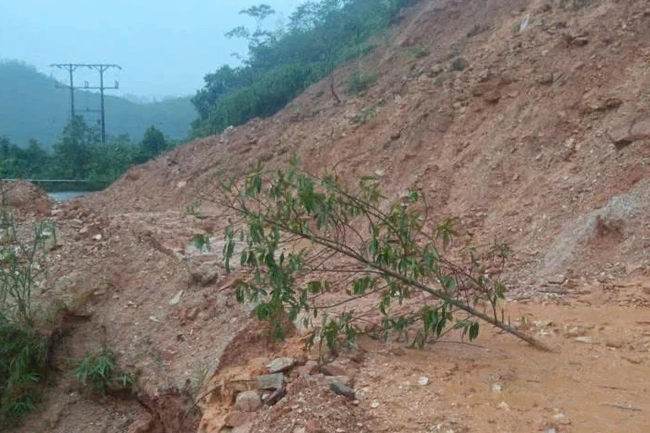 Cảnh báo mưa lớn, nguy cơ sạt lở đất tại Phú Thọ