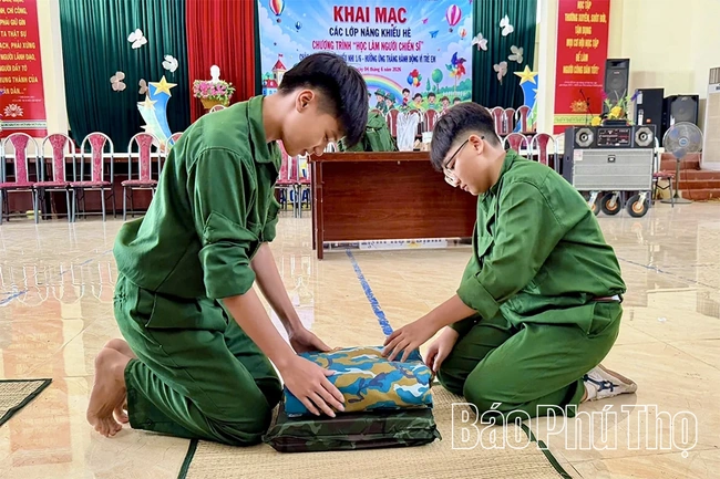 84 học sinh tham gia chương trình “Học làm người chiến sĩ”