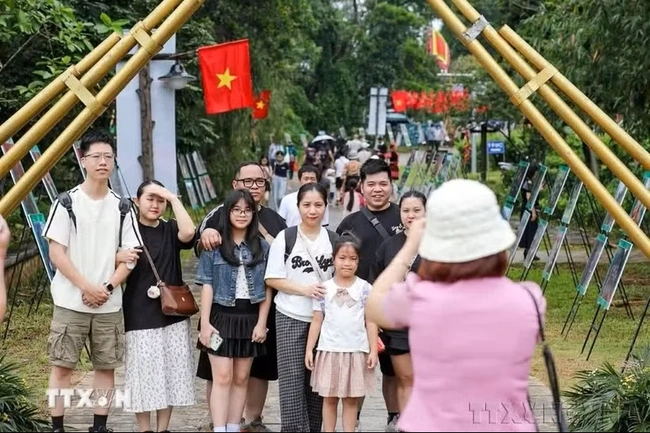 Ngày hội Gia đình Việt Nam: Tôn vinh và trao truyền những giá trị truyền thống