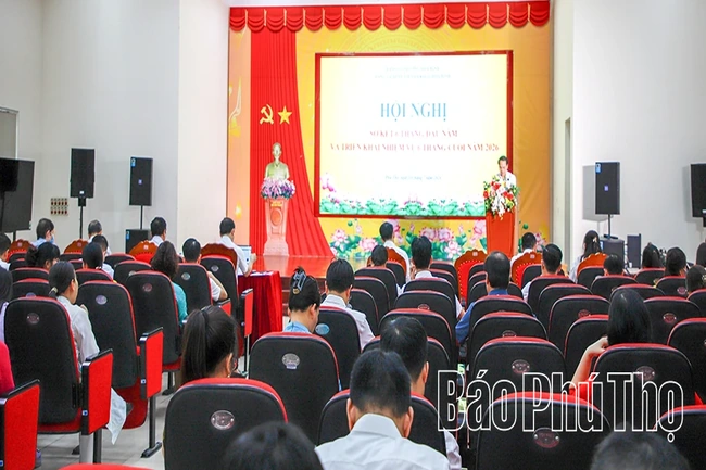 Đảng ủy Bệnh viện Đa khoa Hòa Bình&nbsp;gắn xây dựng Đảng với nâng cao chất lượng khám, chữa bệnh