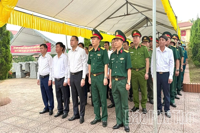 Liên Châu lấy mẫu ADN 46 phần mộ liệt sĩ