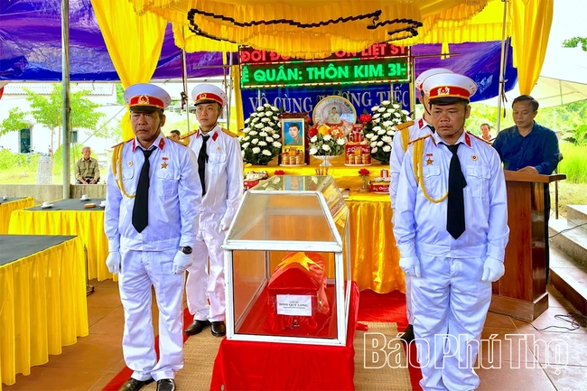 Liệt sĩ Đinh Công Lương&nbsp;được an táng tại Nghĩa trang quê nhà Võ Miếu