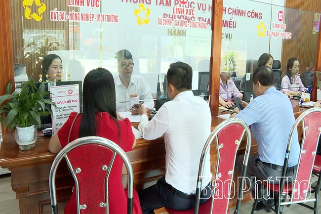 Thước đo từ lòng dân
