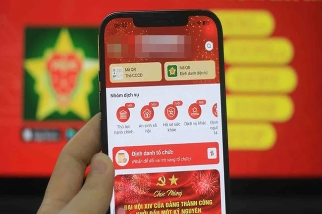 Nhận lương hưu, trợ cấp qua VNeID từ 28/9