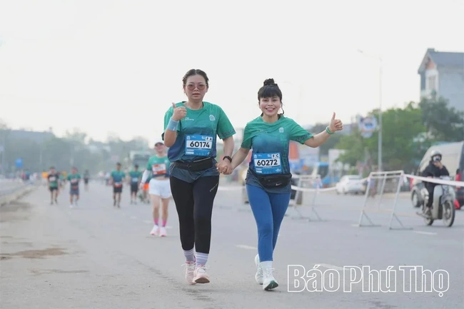 Lan tỏa phong trào đi bộ, nâng cao sức khỏe