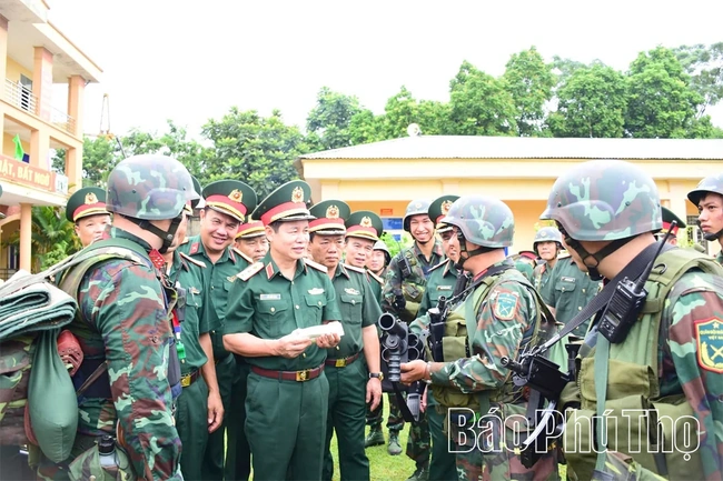 Điểm tựa vững chắc của Nhân dân
