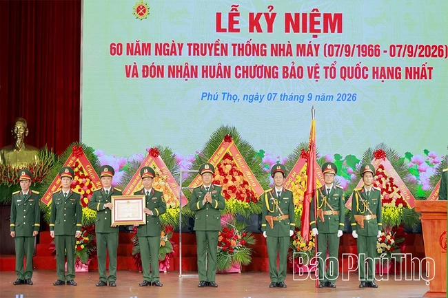 Kỷ niệm 60 năm ngày truyền thống Nhà máy Z121