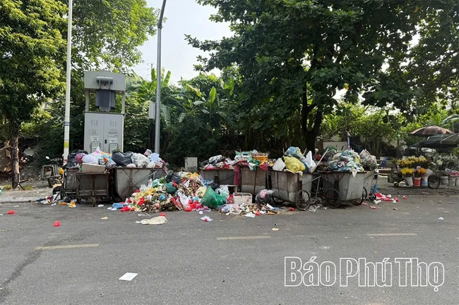 Rác ùn ứ ở Vĩnh Yên, Vĩnh Phúc: Cần sớm tháo gỡ điểm nghẽn