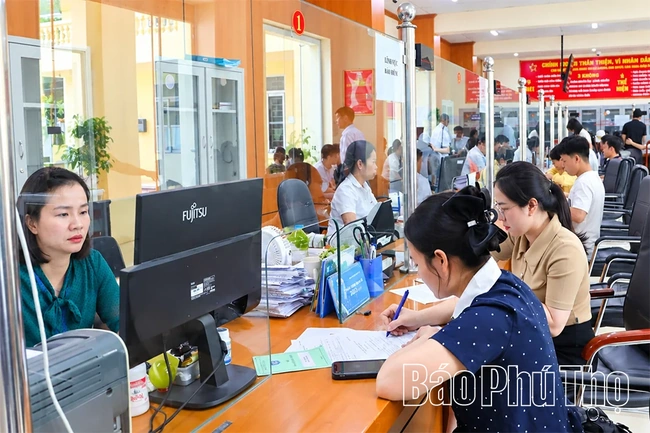Nâng cao năng lực đội ngũ cán bộ cấp cơ sở trong không gian quản trị mới ở tỉnh Phú Thọ - Kỳ 2: Nâng tầm cán bộ - tạo sức bật từ cơ sở