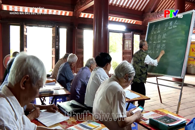 Những mái đầu bạc giữ hồn chữ xưa