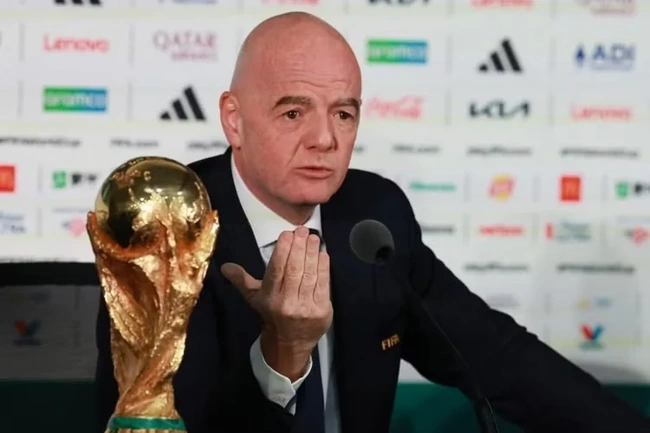 Chủ tịch FIFA Infantino gây phẫn nộ