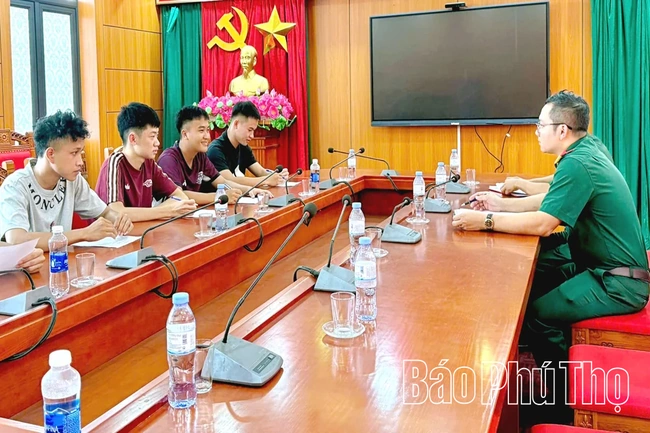 Từ lá đơn tình nguyện đến hành trình bảo vệ Tổ quốc
