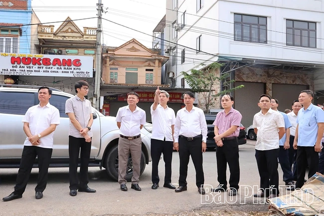 Tháo gỡ vướng mắc giải phóng mặt bằng dự án đường Thổ Tang - Vĩnh Sơn