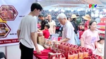 Hội chợ Hùng Vương đón trên 4.000 lượt khách
