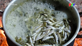 Thức ngon Đất Tổ - Canh rau sắn muối chua