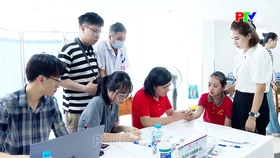 “Gieo mầm xanh hy vọng” cho trẻ em khuyết tật